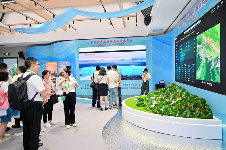 文旅数字化新技术新装备展在雅安举行，推动数字文化创意技术装备销售新浪潮